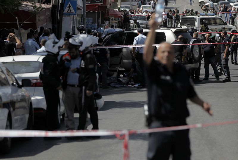 Un palestino abatido a tiros tras atropellar a dos policías israelíes en Jerusalén