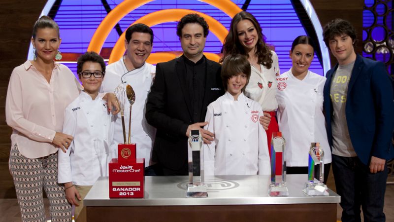 Juan Manuel, Vicky, Mario y Manuel, ganadores MasterChef España, vuelven a las cocinas