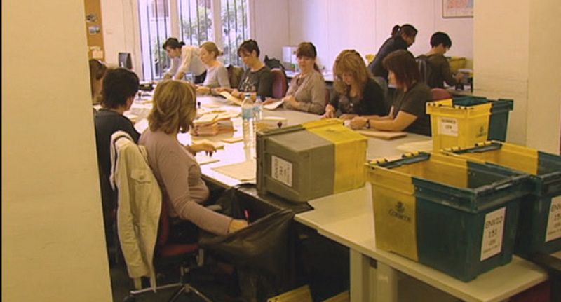 El voto por correo aumenta un 9,4% en relación con los comicios de 2011, con más de 662.000 votantes