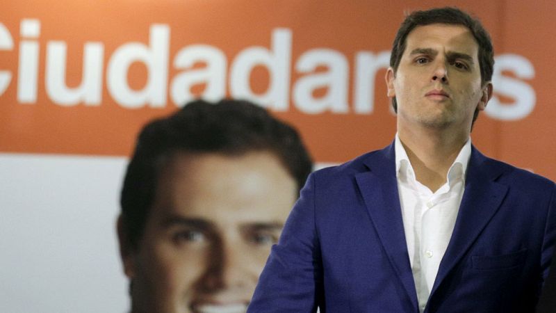 Rivera insiste en que si el PP quiere pactar tendrá que comprometerse a las primarias