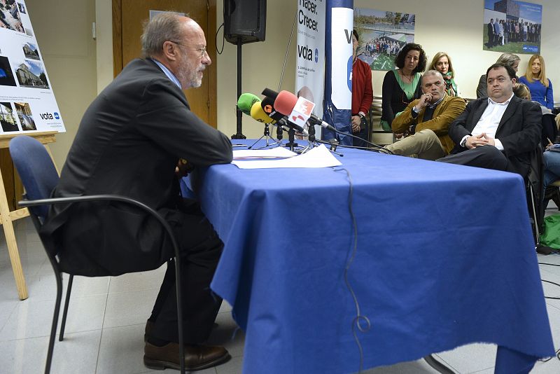 El PSOE y otras dos formaciones acuerdan que León de la Riva no sea alcalde de Valladolid