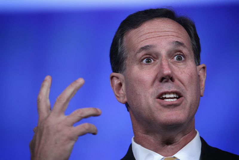 El exsenador republicano Rick Santorum anuncia su candidatura a la Casa Blanca en 2016