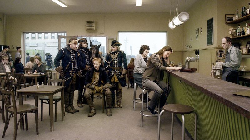 Roy Andersson: "El ser humano es absurdo, cruel, estúpido y muy hermoso"