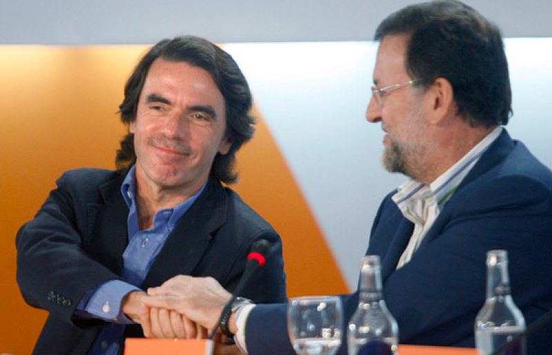 Rajoy propone un consenso ante la "crisis de enorme envergadura" que vive España