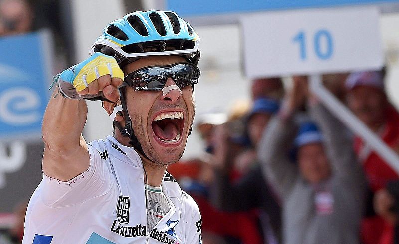 Fabio Aru resucita en Cervinia y Contador no ve peligrar su liderato