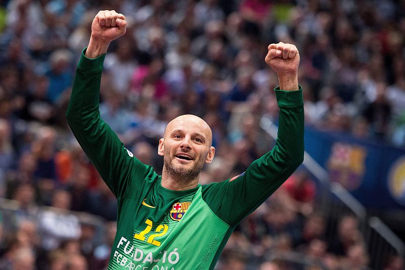 Saric conduce al Barça a la final de la Final Four de balonmano