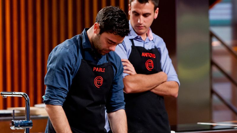 Pablo se va de MasterChef como entr�: llorando