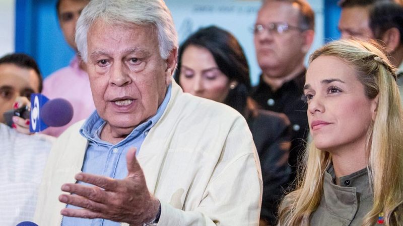 Felipe González deja Venezuela al no obtener permiso para ver a los opositores presos