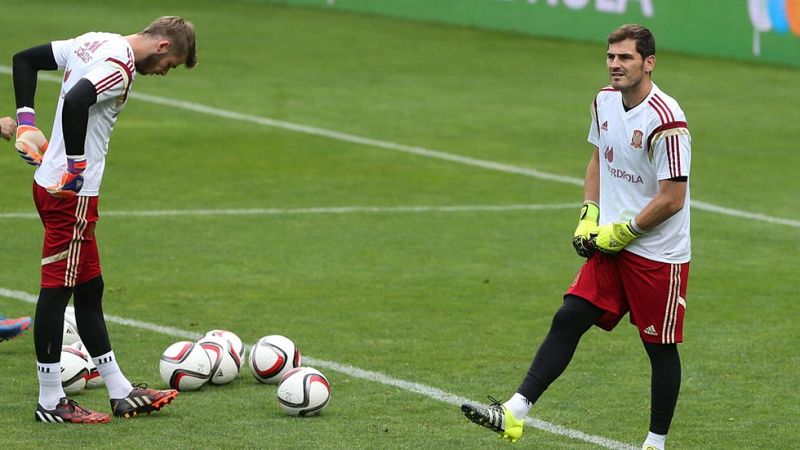Casillas se marcha del Madrid