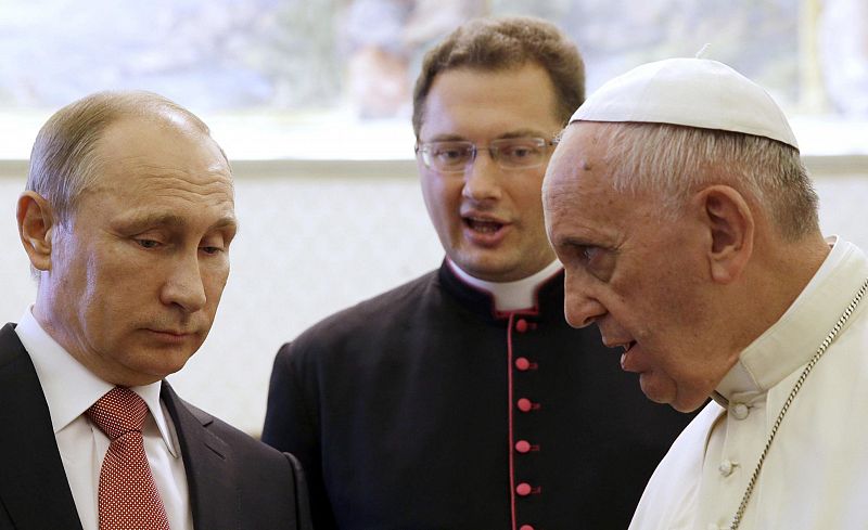 El papa pide a Putin un "esfuerzo sincero" para lograr la paz en Ucrania