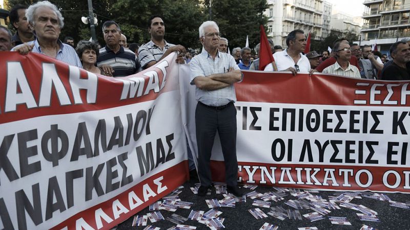 Los negociadores del Gobierno griego viajan a Bruselas para tratar de desbloquear el rescate