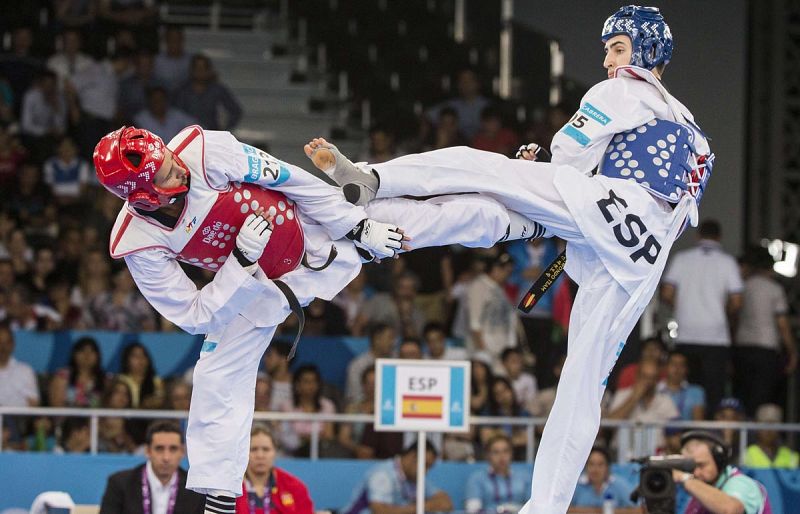 Jesús Tortosa se cuelga la plata en -58 kilos de taekwondo