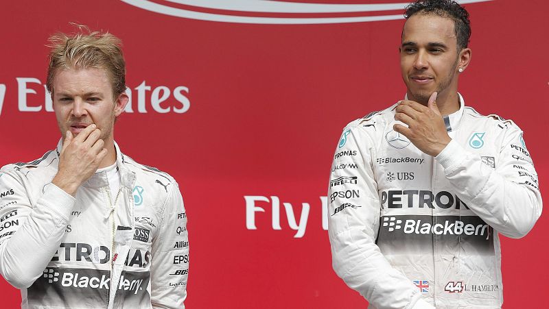 Hamilton entra líder en Austria para prolongar el dominio de Mercedes
