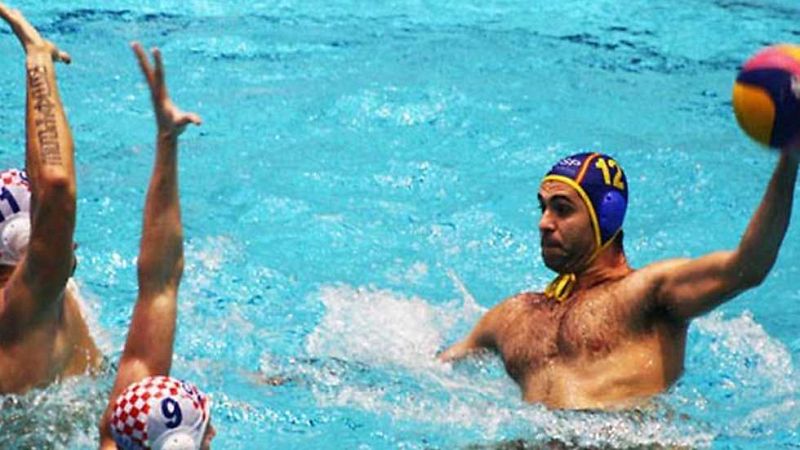 España derrota a Croacia y jugará la final masculina de waterpolo