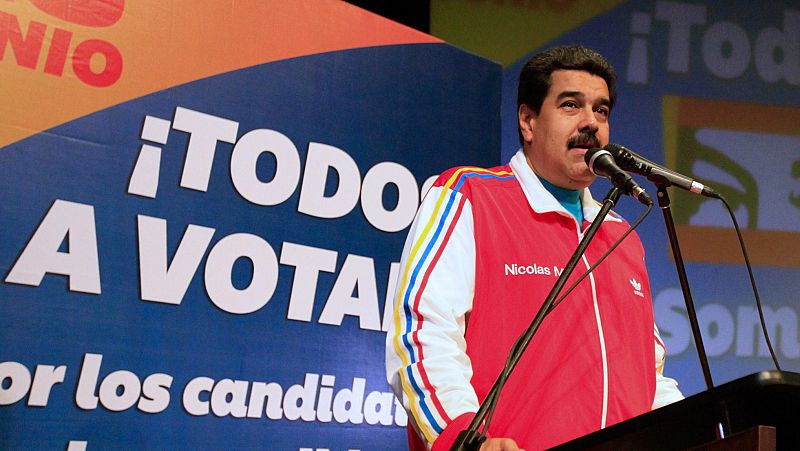 Venezuela convoca elecciones parlamentarias para el 6 de diciembre