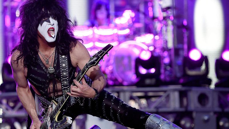 Kiss eleva la temperatura de la noche de Madrid a base de pirotecnia y rock'n'roll