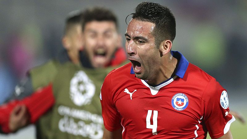 Chile elimina a Uruguay y espera en semifinales a Perú o Bolivia
