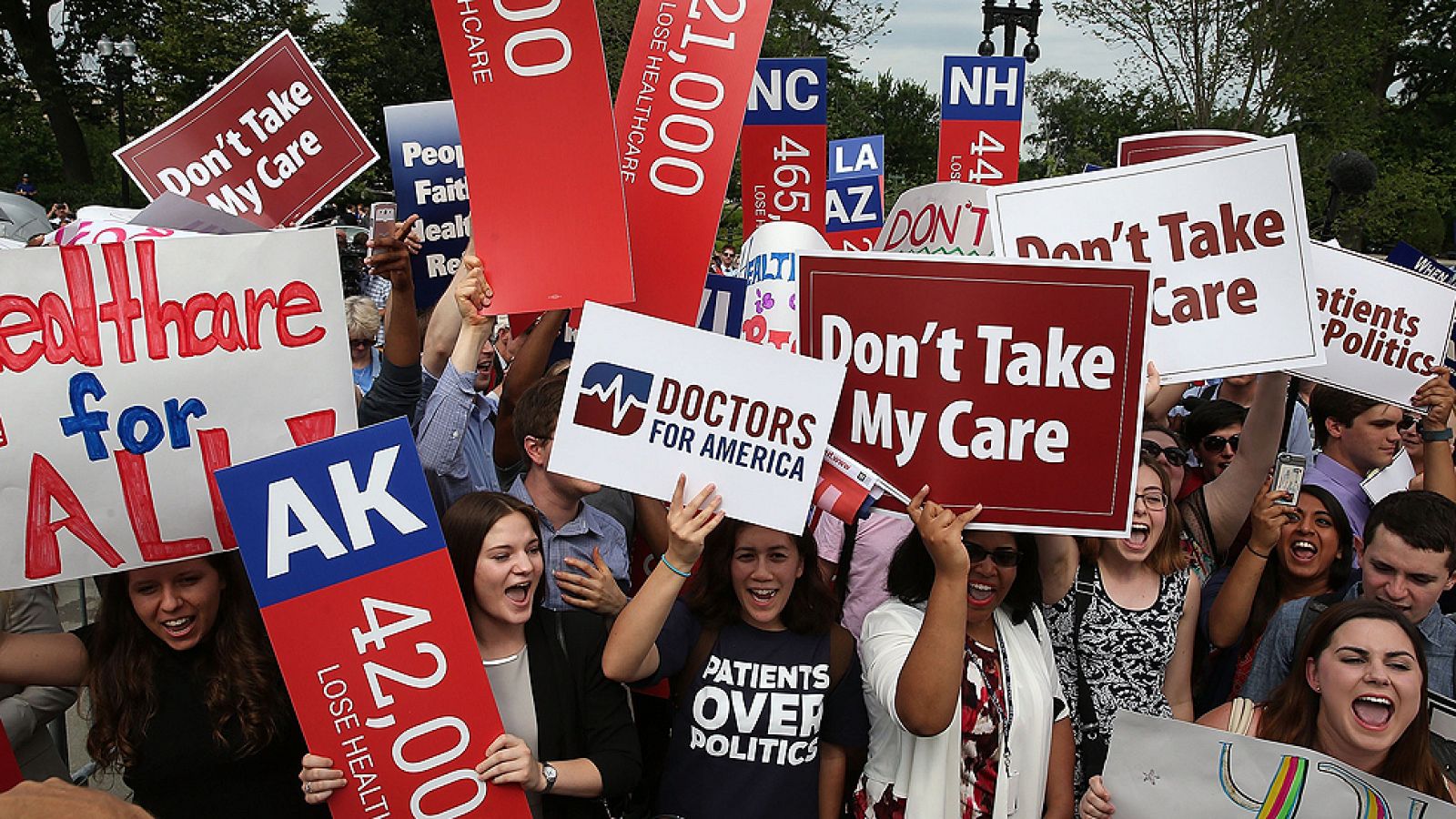 El Supremo de EE.UU. respalda los subsidios a los seguros médicos de la reforma sanitaria de Obama | Ver