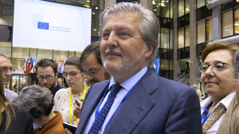 Rajoy nombra a Íñigo Méndez de Vigo como ministro de Educación en sustitución de Wert