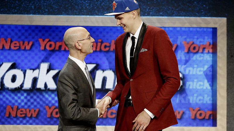Hezonja y Porzingis saltan a la NBA en un 'draft' con Anthony Towns de número uno