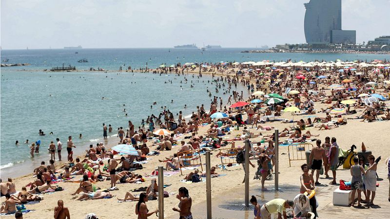 Los turistas gastan hasta mayo 21.809 millones de euros, un 8,4% más interanual y nuevo récord