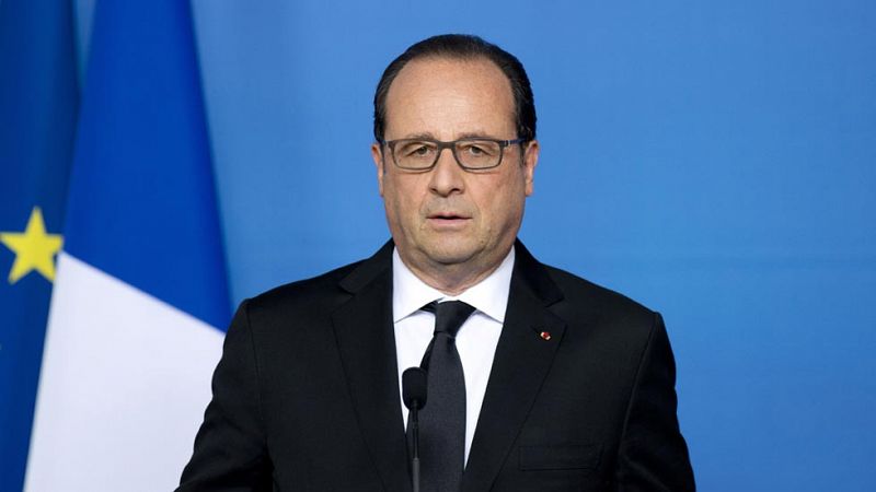 Hollande condena el "ataque terrorista" en Lyon: "No cederemos jamás ante el miedo"