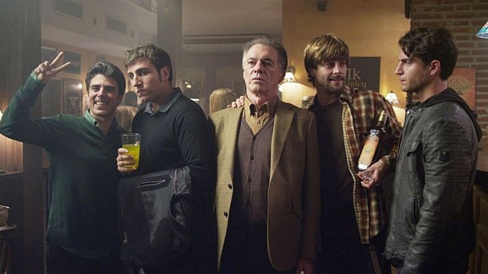 RTVE.es estrena el tráiler de 'Asesinos inocentes', con Maxi Iglesias y Miguel Ángel Solá | Ver