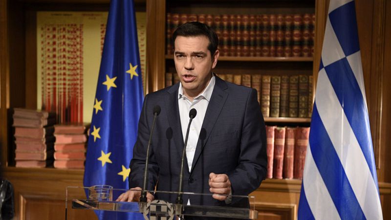 Tsipras mantiene el referéndum del domingo y pide el 'no' para lograr un mejor acuerdo