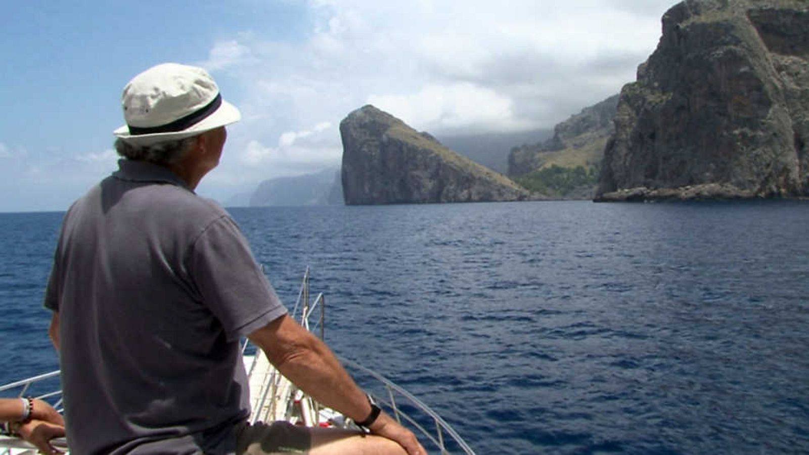 Comando al sol - Guerra y paz - Ver ahora