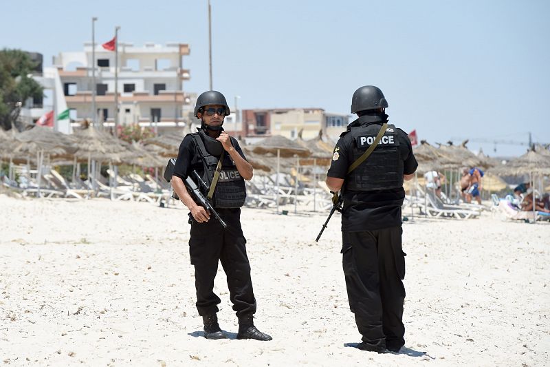 Túnez procesa a tres personas por su supuesta vinculación con el ataque de Susa