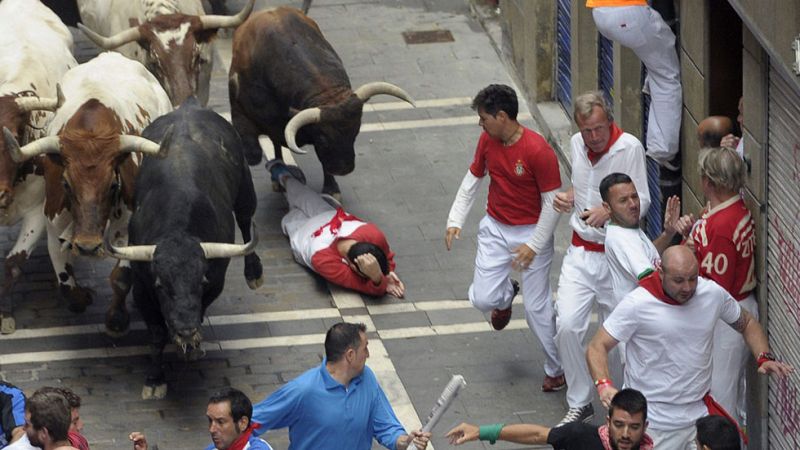 Segundo encierro de San Fermín 2015 rápido y limpio con toros de El Tajo y La Reina