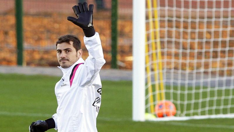 Casillas acuerda con el Madrid su salida al Oporto