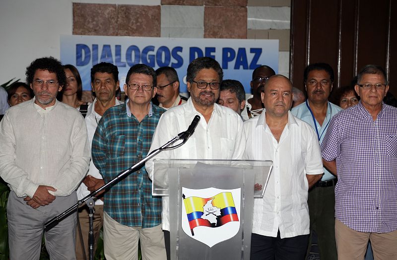 Las FARC anuncian un alto el fuego unilateral por un mes a partir del 20 de julio