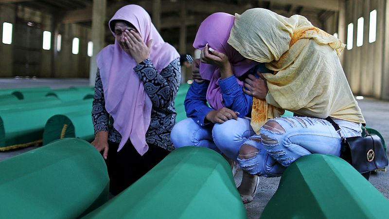 Las Madres de Srebrenica, 20 años pidiendo justicia y buscando a sus hijos