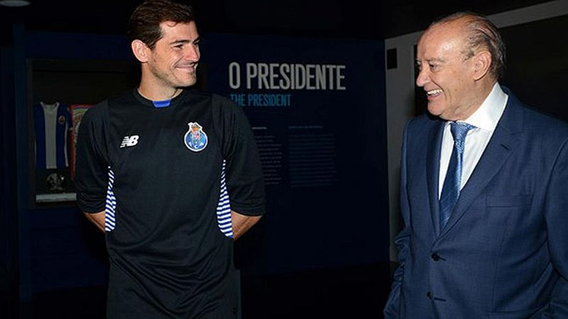 Casillas: "Cada vez tengo más claro que he tomado la decisión correcta viniendo al Oporto"
