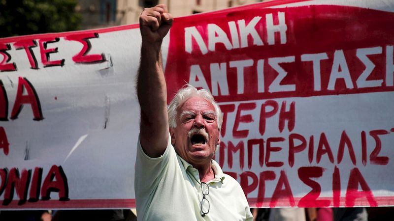La huelga de funcionarios contra el acuerdo de Tsipras concluye con un bajo seguimiento