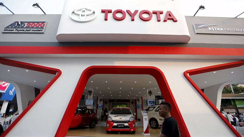 Un fallo de 'software' obliga a Toyota a revisar 625.000 híbridos en todo el mundo