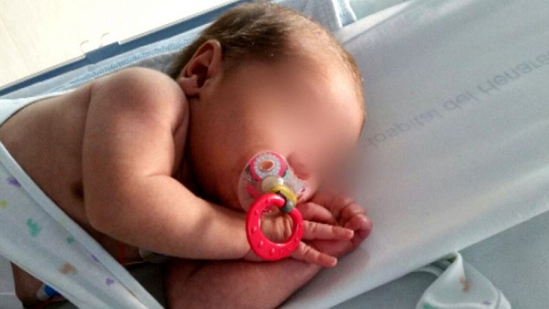 En prisión sin fianza la madre del bebé encontrado en un contenedor de basura en Mejorada, en Madrid