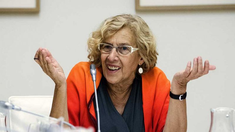 Carmena defiende Versión Original y Catalá dice que tiene "tufo a regímenes totalitarios"