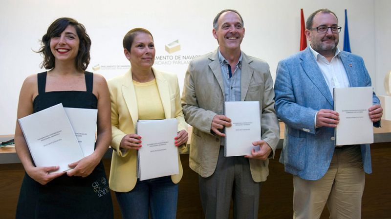 Geroa Bai, EH Bildu, Podemos e I-E firman el acuerdo programático para el Gobierno navarro