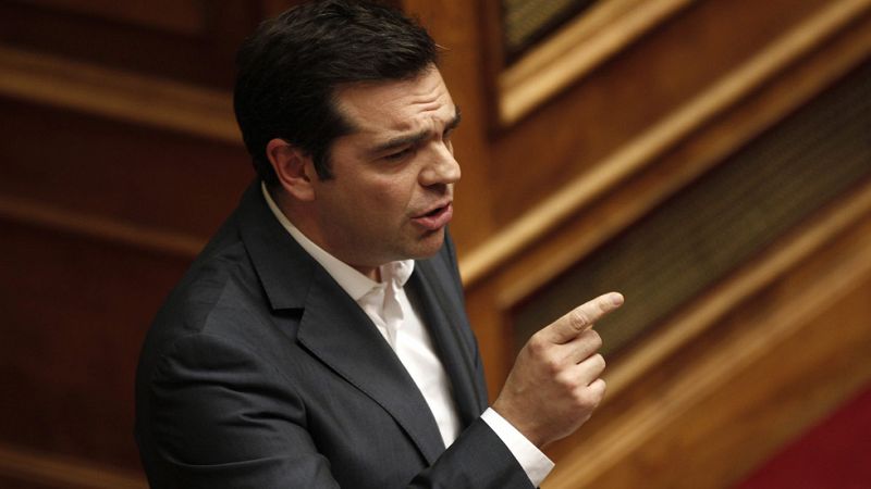Tsipras remodela su Gobierno y destituye a diez cargos que votaron contra el rescate