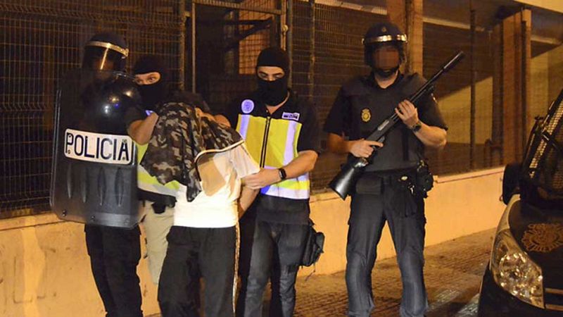 Detenido en Melilla un exmilitar español por captar a mujeres para el EI