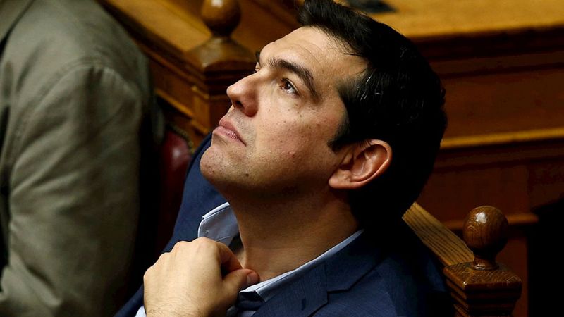 Grecia aprueba las reformas exigidas por los socios europeos para negociar el tercer rescate