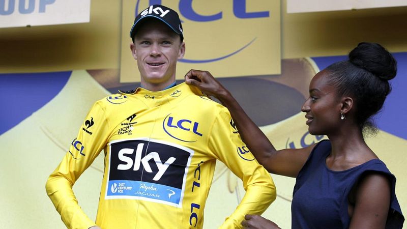 Froome salva el primer 'match ball' alpino y Contador se deja m�s de dos minutos