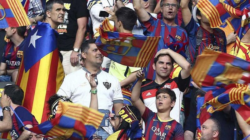 La UEFA sanciona al Barça: 30.000 euros por las esteladas en la final de la Champions