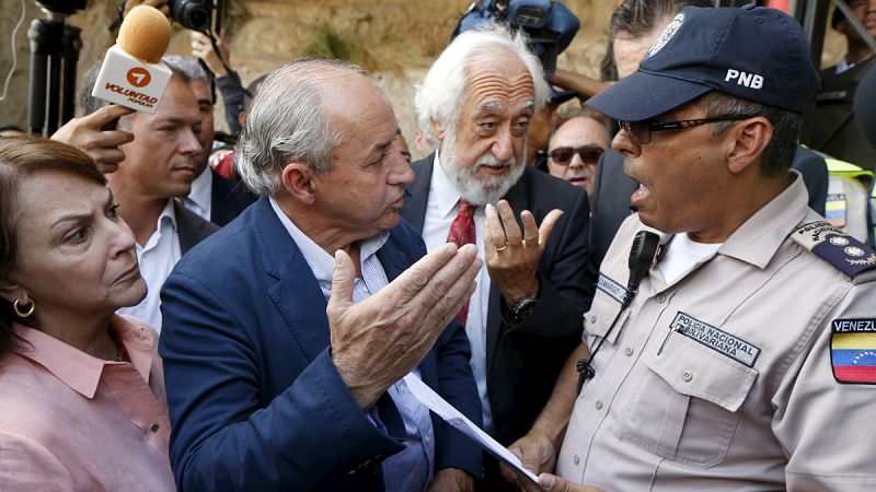 Las autoridades venezolanas no permiten que los senadores españoles visiten al exalcalde de San Cristóbal