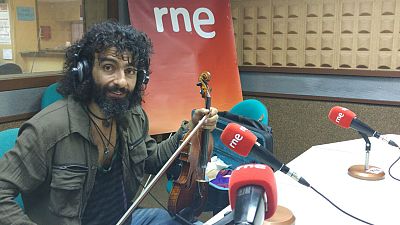 Las mañanas de RNE - Ara Malikian: "Mi gira '15' se llama así porque con ella celebro los 15 años que llevo en España" - Escuchar ahora