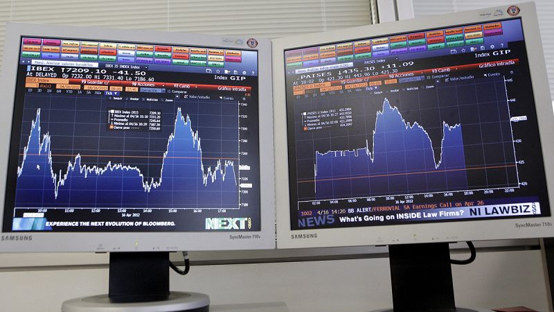 El IBEX 35 baja este viernes un 1,16% y eleva sus pérdidas semanales hasta el 1,49%