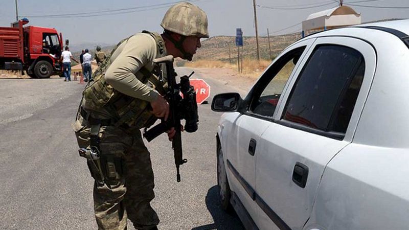 Dos militares turcos mueren en un atentado en una zona de mayoría kurda tras el fin de la tregua
