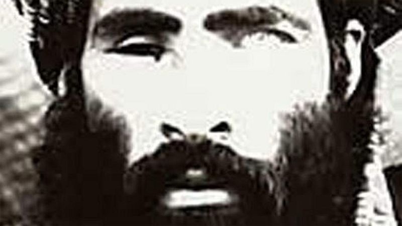 El presidente de Afganistán confirma que el mulá Omar, líder de los talibanes, murió en 2013